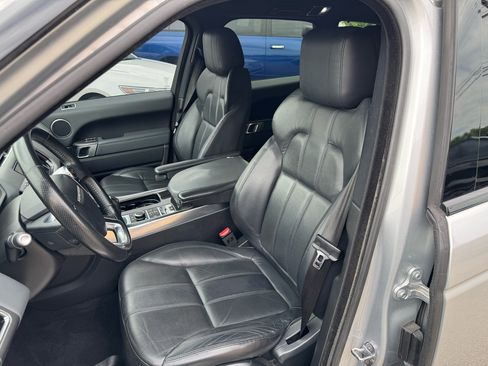 Used 2015 Land Rover Range Rover Sport SE AWD/4WD image 12