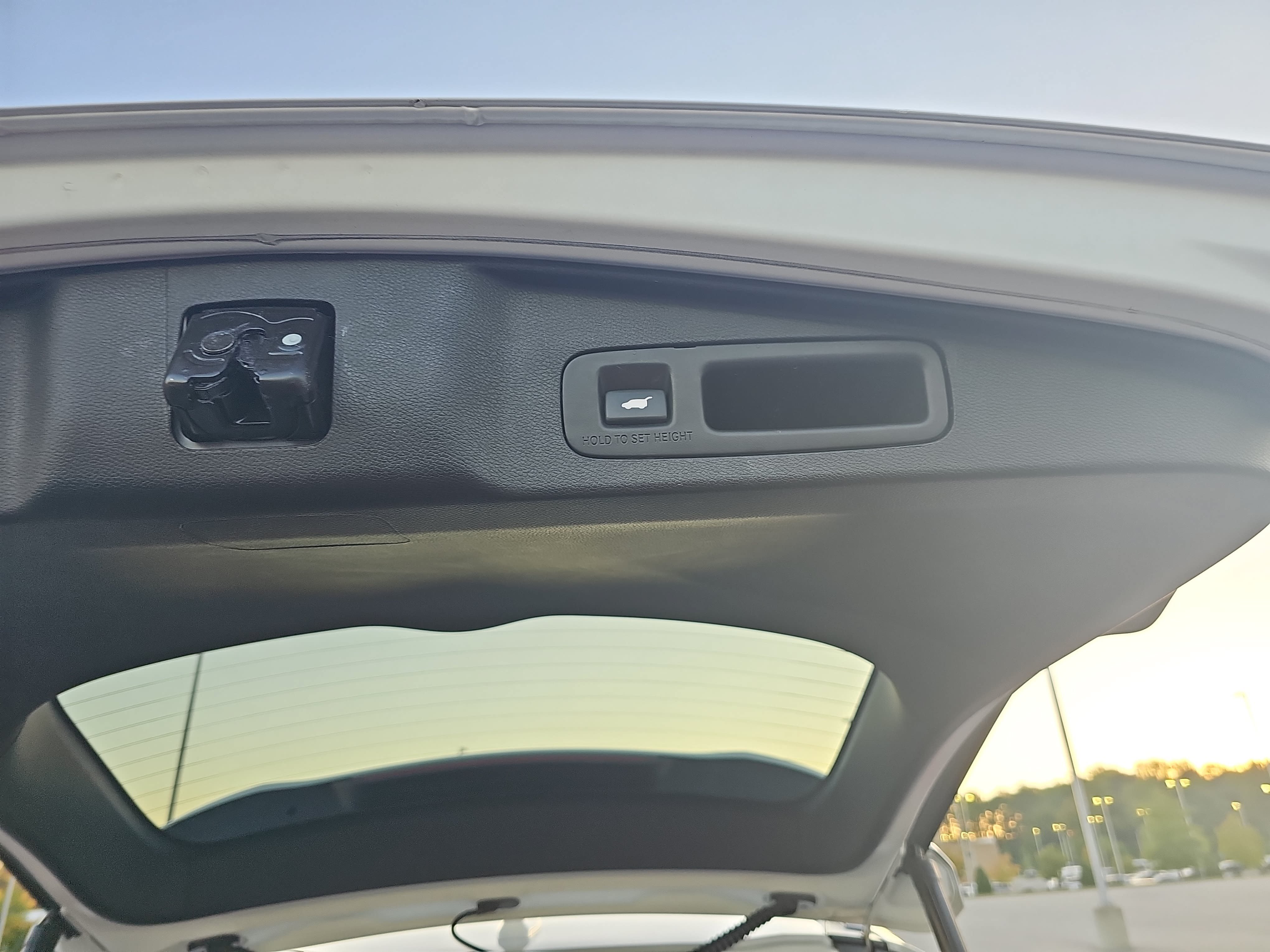 Used 2019 Honda CR-V Touring image 14