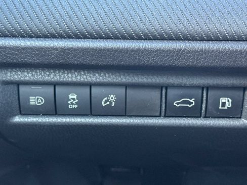 Used 2025 Toyota Camry SE w/ Multimedia Upgrade Package FWD image 39