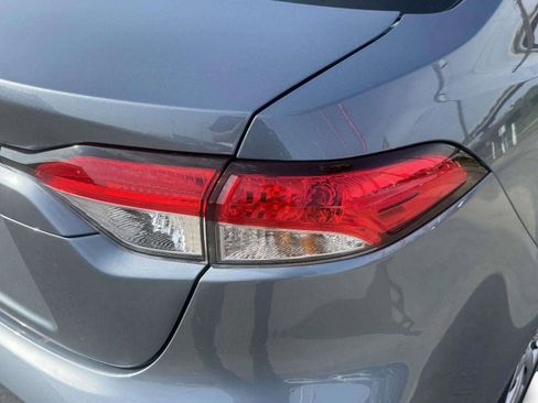Used 2025 Toyota Corolla LE FWD image 15