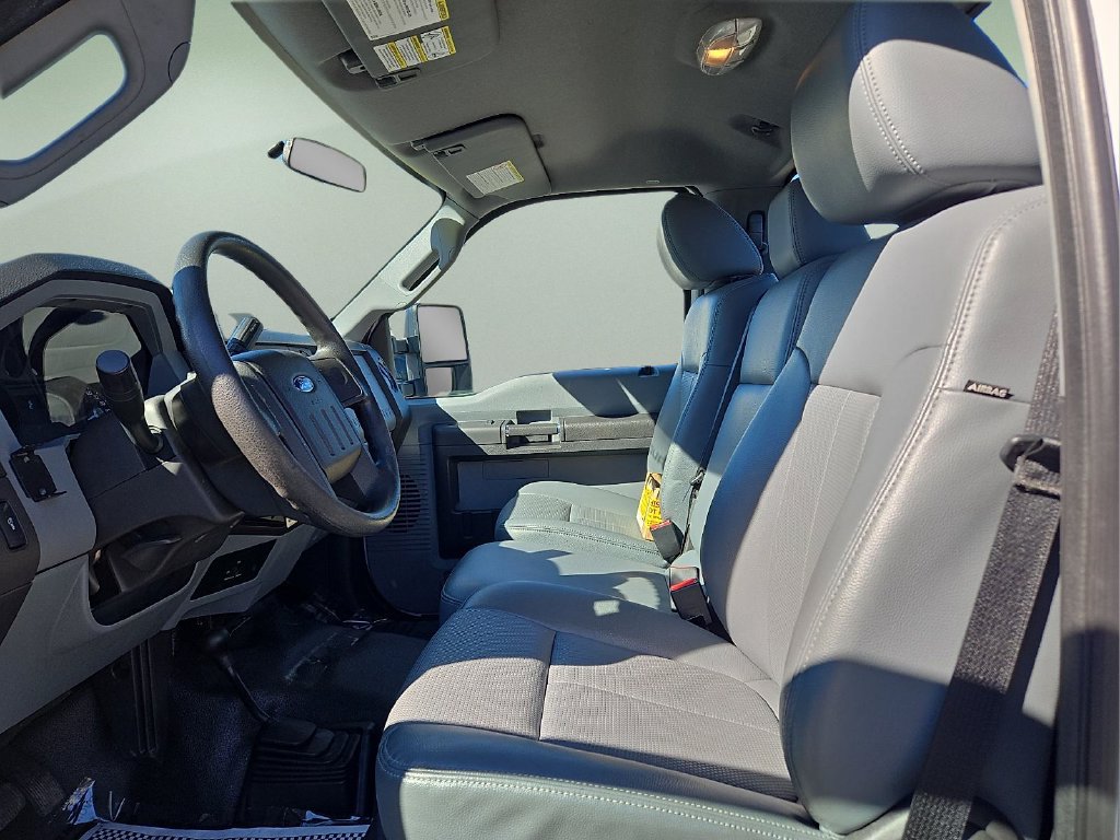 Used 2016 Ford F250 XL w/ Power Equipment Group AWD/4WD image 16