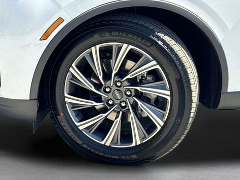 New 2026 Lincoln Aviator 2WD image 47