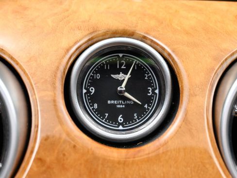 Used 2017 Bentley Continental GT image 99