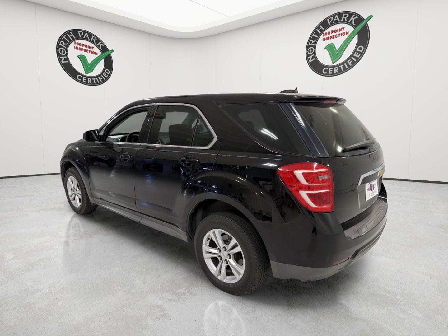 Used 2016 Chevrolet Equinox LS FWD image 3