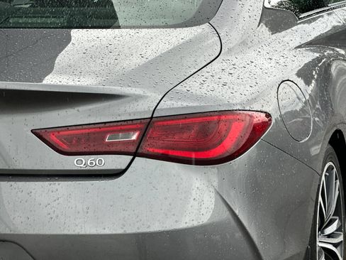 Used 2018 INFINITI Q60 3.0t Luxe w/ Sensory Package 3.0T Luxe AWD/4WD image 25
