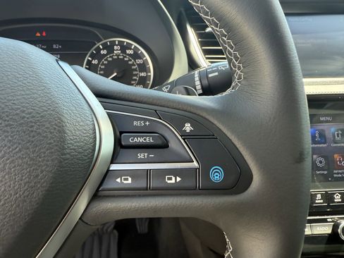 Certified 2025 INFINITI QX50 Pure image 19