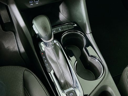 Used 2025 Buick Encore GX Preferred image 25