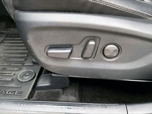 Used 2021 Kia Sportage S w/ S AWD Premium Package image 30