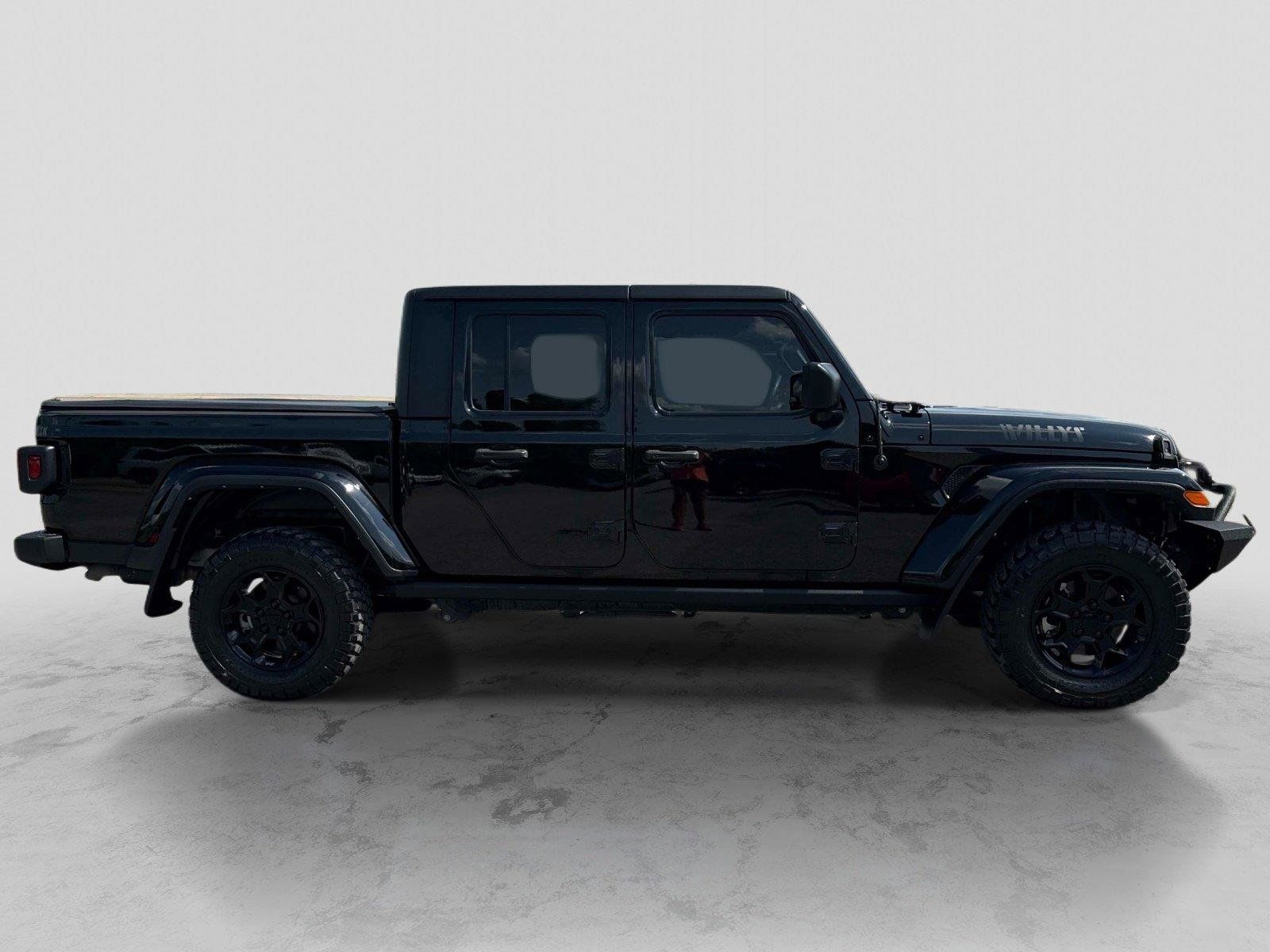 Certified 2023 Jeep Gladiator Sport AWD/4WD image 4