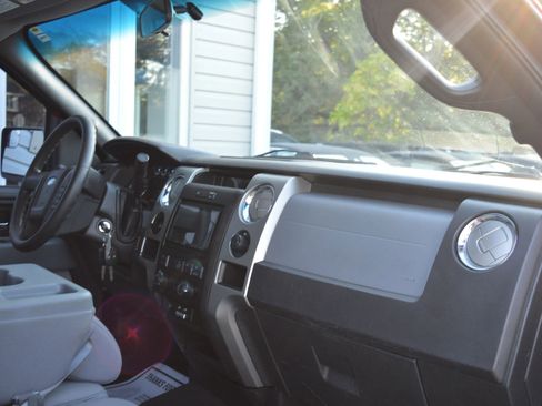 Used 2013 Ford F150 XLT image 31