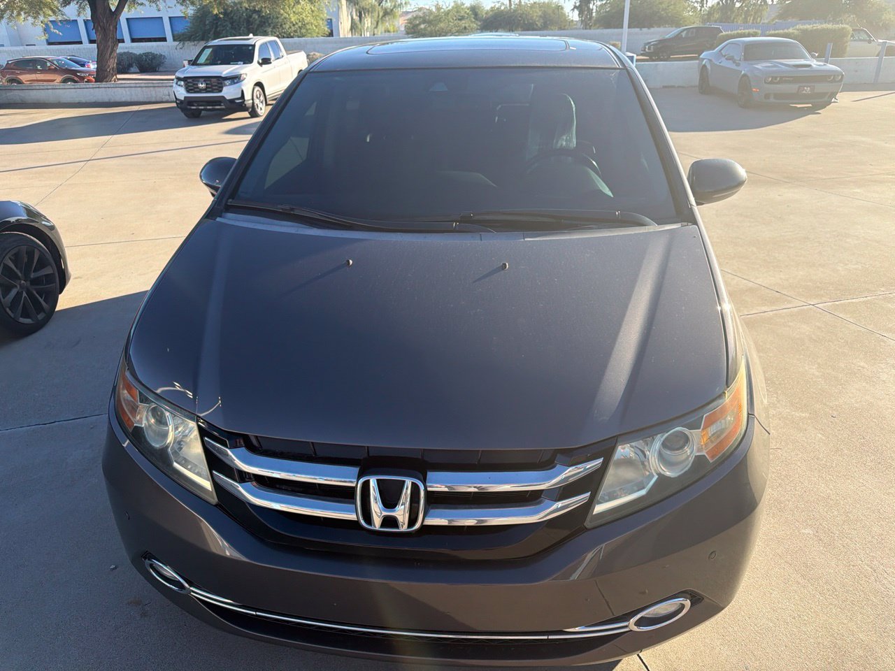 Used 2016 Honda Odyssey Touring Elite image 17