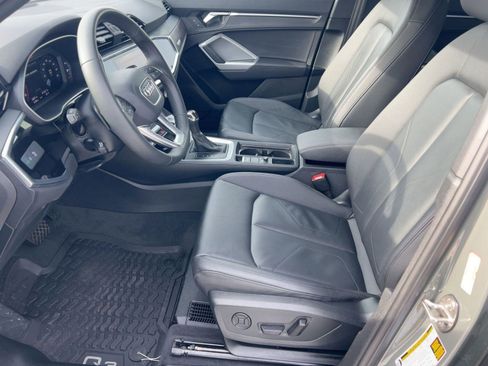 Used 2025 Audi Q3 2.0T Premium Plus w/ Premium Plus Package image 5