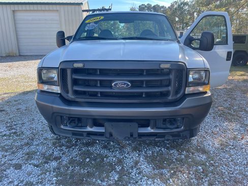 Used 2004 Ford F250 XL image 21
