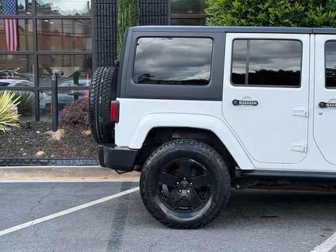 Used 2018 Jeep Wrangler Unlimited Sport AWD/4WD image 21