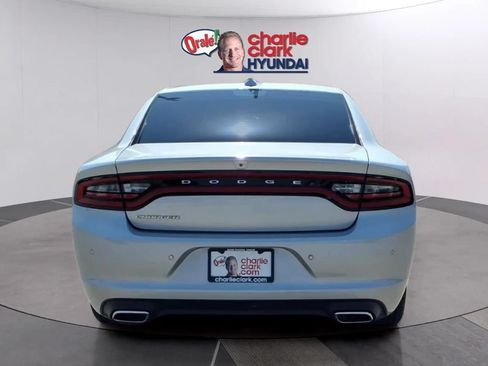 Used 2023 Dodge Charger SXT RWD image 4