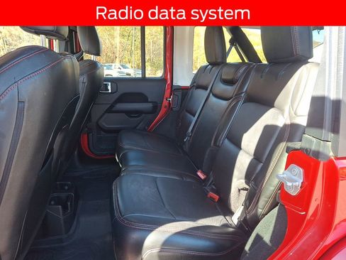 Used 2022 Jeep Wrangler Unlimited Sahara w/ Cold Weather Group image 10