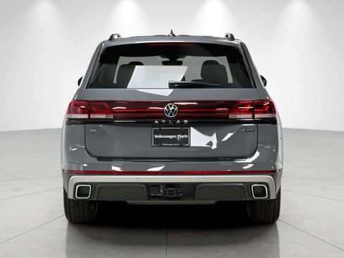New 2026 Volkswagen Atlas Peak Edition AWD/4WD image 4