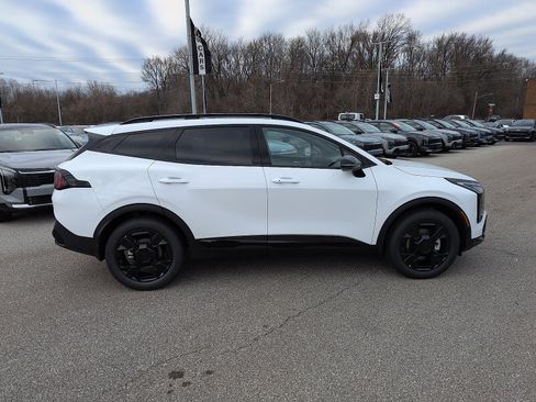 New 2026 Kia Sportage X-Line image 2