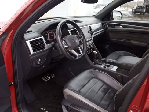 Used 2021 Volkswagen Atlas Cross Sport SEL Premium R-Line image 10