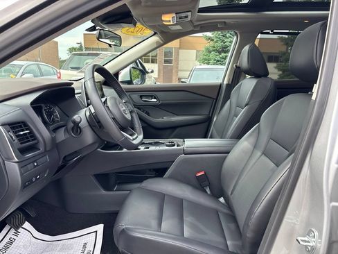Certified 2023 Nissan Rogue SV w/ SV Premium B Package AWD/4WD image 21