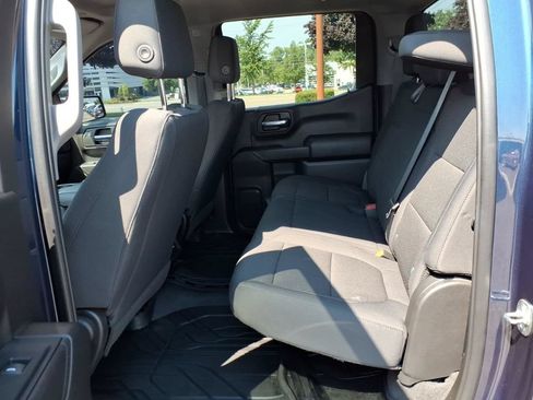 Used 2020 Chevrolet Silverado 1500 Custom w/ Custom Value Package AWD/4WD image 11