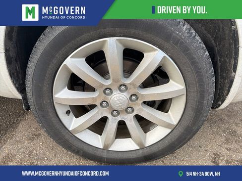 Used 2017 Buick Enclave Premium w/ Experience Buick Package image 11