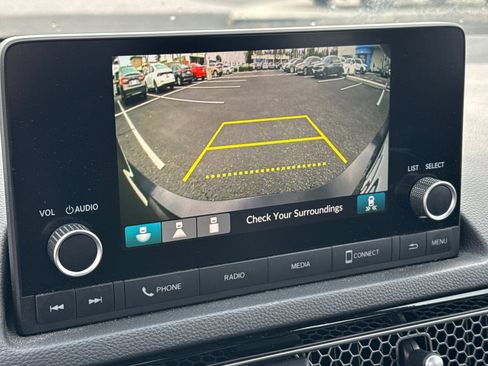 Used 2025 Honda Civic Sport image 25