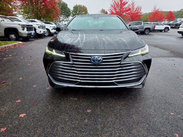 Used 2022 Toyota Avalon Limited w/ Advanced Safety Package FWD image 6