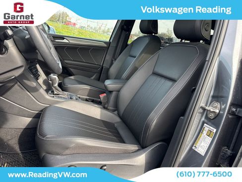 Certified 2023 Volkswagen Tiguan SE R-Line AWD/4WD image 11