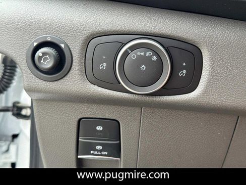 New 2025 Ford Transit 250 Low Roof image 24