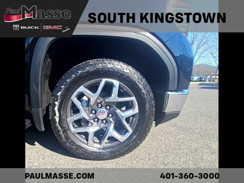 Certified 2024 GMC Sierra 1500 SLT w/ SLT Premium Package AWD/4WD image 11