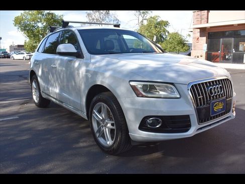 Used 2014 Audi Q5 2.0T Premium Plus w/ Premium Plus Package AWD/4WD image 2