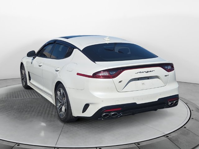 Used 2018 Kia Stinger GT1 AWD/4WD image 3