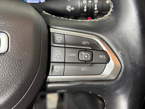 Used 2022 Jeep Compass High Altitude AWD/4WD image 28