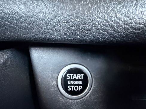 Used 2023 Nissan Rogue S FWD image 25
