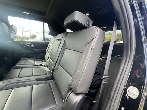 Used 2021 Chevrolet Tahoe Z71 w/ Rear Media and Nav Package image 32