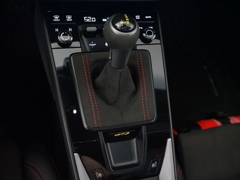 Used 2022 Porsche 911 GT3 RWD image 18