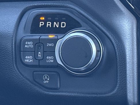 Used 2025 RAM 1500 Big Horn image 35