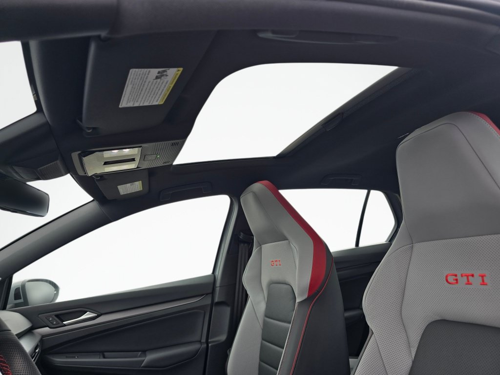 New 2026 Volkswagen GTI SE FWD image 19