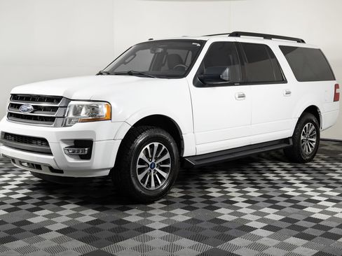 Used 2016 Ford Expedition EL XLT image 1