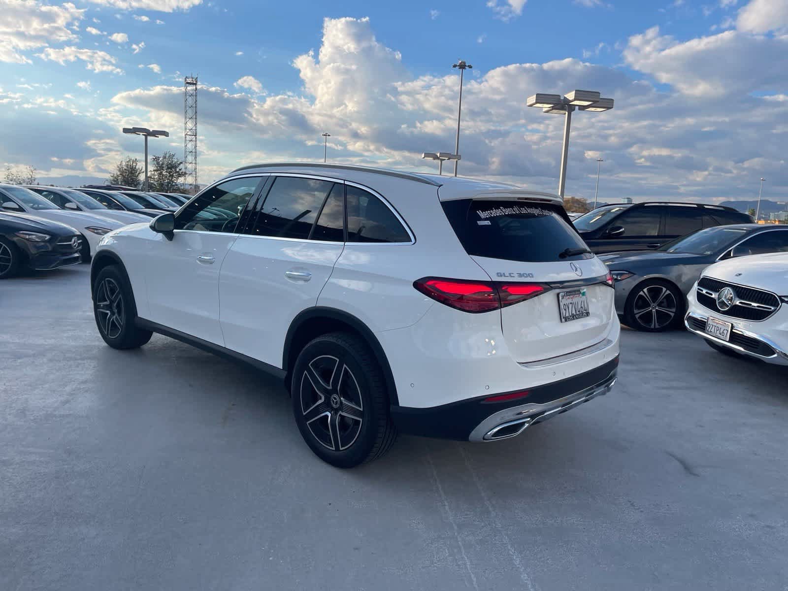 Certified 2026 Mercedes-Benz GLC 300 image 3