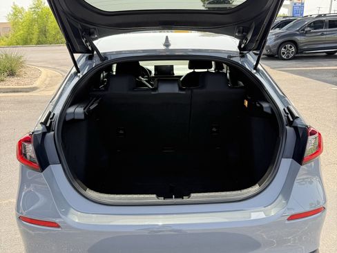 Used 2025 Honda Civic Sport image 11