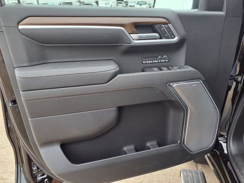 New 2026 Chevrolet Silverado 1500 High Country w/ High Country Premium Package AWD/4WD image 20