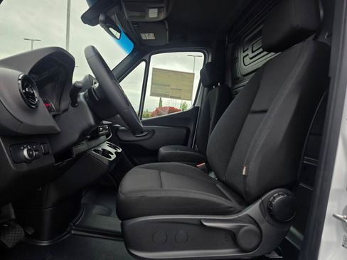 New 2026 Mercedes-Benz Sprinter 2500 image 28