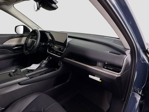 New 2026 Toyota Grand Highlander Limited image 21