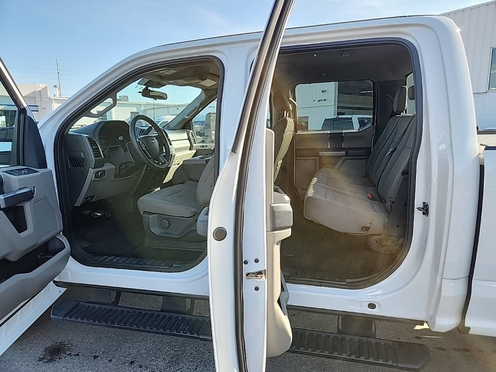 Used 2022 Ford F350 XLT AWD/4WD image 7