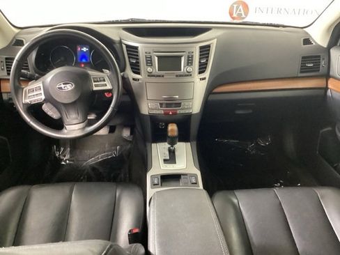 Used 2013 Subaru Outback 2.5i Limited w/ Moonroof Pkg image 11