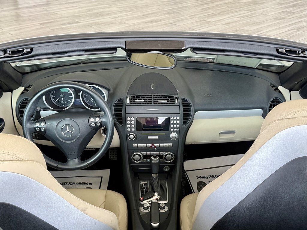Used 2005 Mercedes-Benz SLK 350 image 10