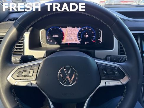 Used 2021 Volkswagen Atlas Cross Sport SEL Premium image 5