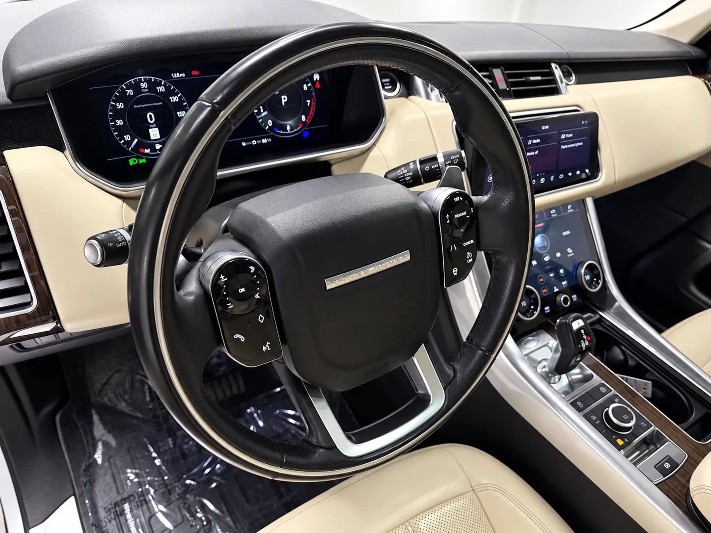 Used 2018 Land Rover Range Rover Sport Supercharged AWD/4WD image 10